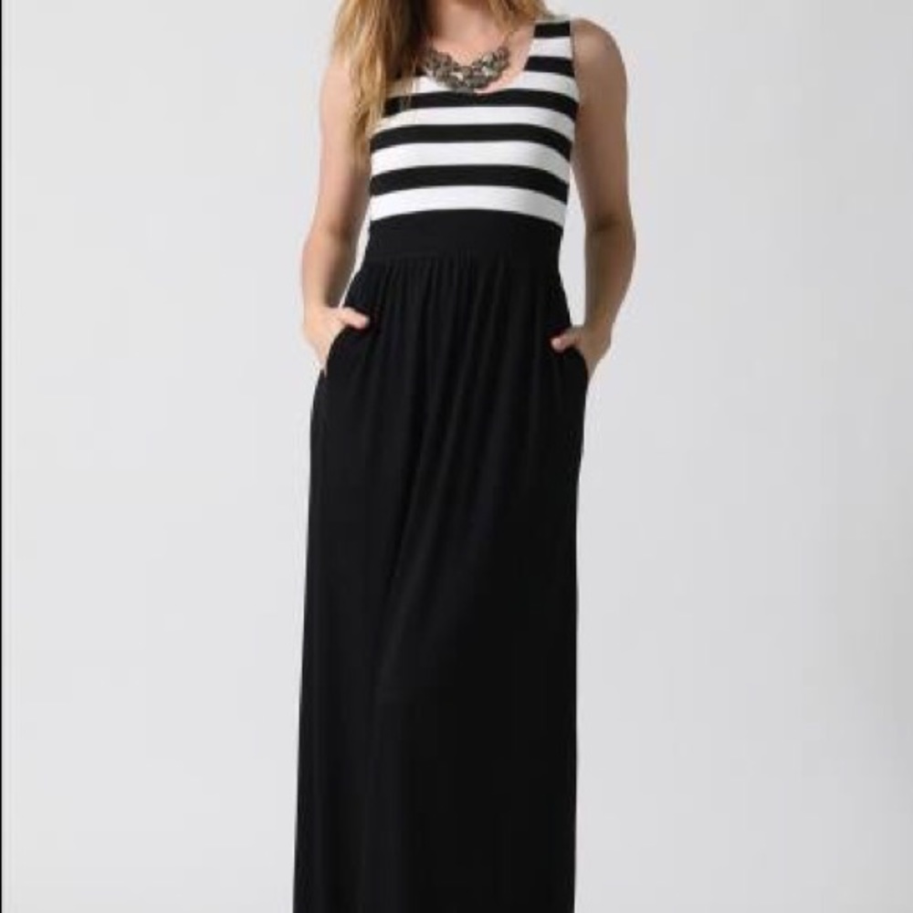 Black/white stripe empire waist maxi with pockets